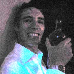 Après, Ivan à mon épaule a ruiné la robe de Shinin'Rubis et je suis tombé en dépression.