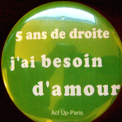 Comme dans les manifs de 2002, on peut lire dans tout ce désespoir et cette fragilité la perspective de bien des réalignements militants, des redéploiements personnels, des réinventions, des replis.